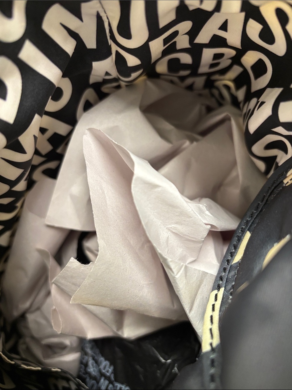 Marc by Marc Jacobs Brown tote with cream polka dots- NWOT - Picture 8 of 9